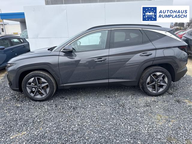 Hyundai / TUCSON / Grau / / / 18 ALU KLIMAAUTOMATIK TOTWINKEL NAVI SHZ RFK PDC