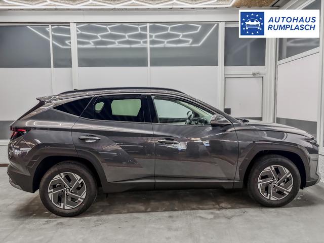 Hyundai TUCSON STYLE AUT KLIMAAUTOMATIK TOTWINKEL NAVI SHZ RFK PDC 