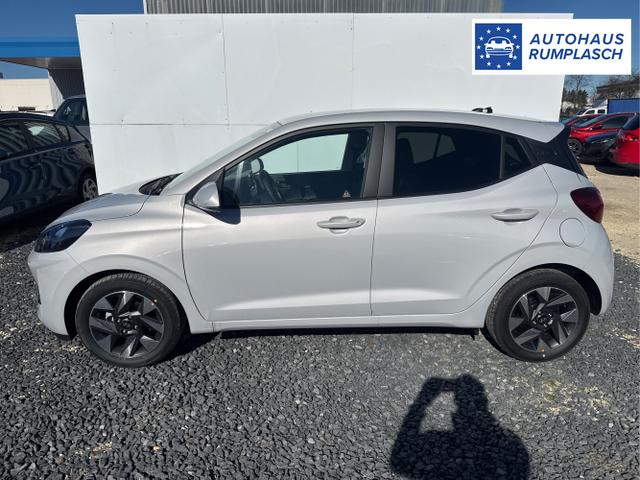 Hyundai / i10 / Grau / / / AUT KLIMAAUTOMATIK NAVI SHZ RFK TEMPOMAT 