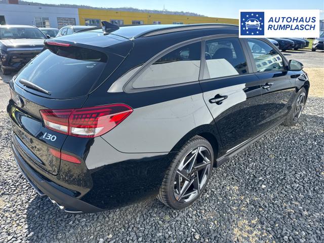 Hyundai / i30 / Schwarz / / / DCT N-LINE SHZ NAVI RFK