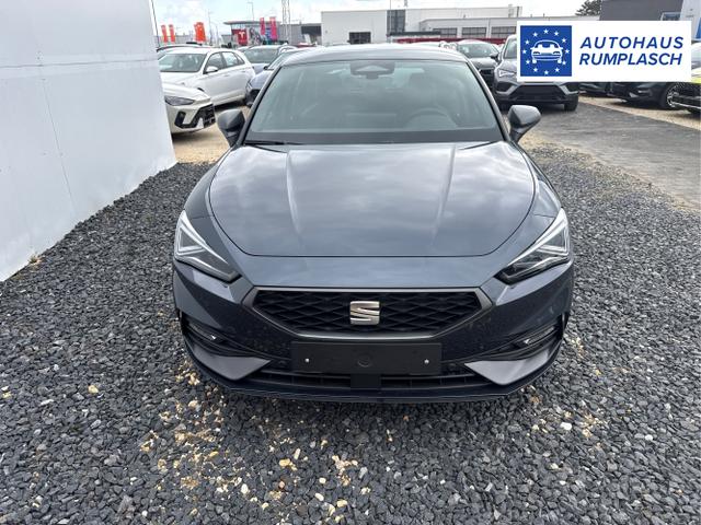 Seat / Leon / Grau / / / MATRIX NAVI AHK KESSY RFK SHZ PDC