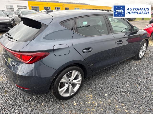 Seat / Leon / Grau / / / MATRIX NAVI AHK KESSY RFK SHZ PDC