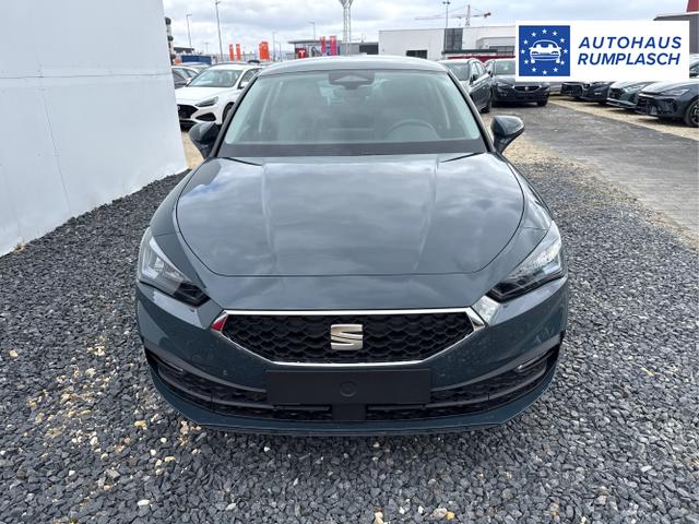 Seat / Leon / Blau / / / AHK ACC RFK PDC 