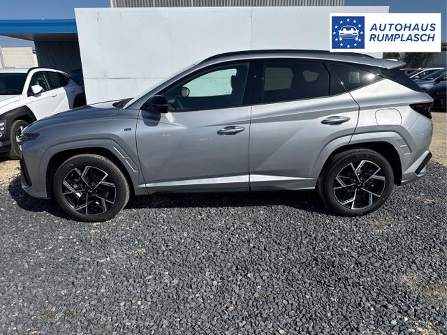 Hyundai / TUCSON / Grau / / / 