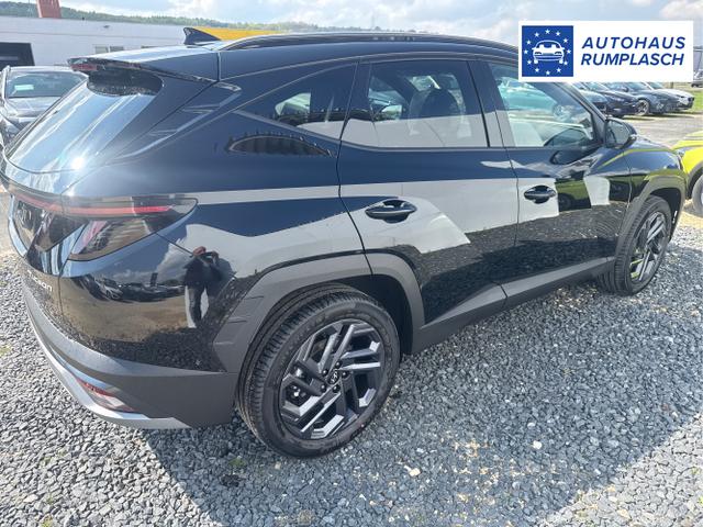 Hyundai / TUCSON / Grau / / / 