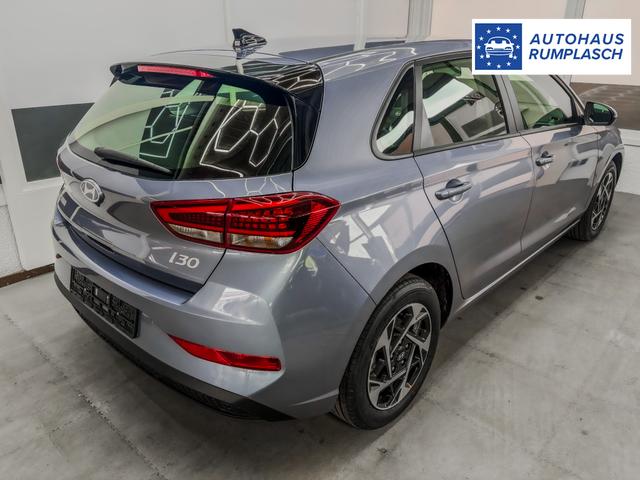 Hyundai i30 STYLE NAVI WP ALU LED RFK PDC 