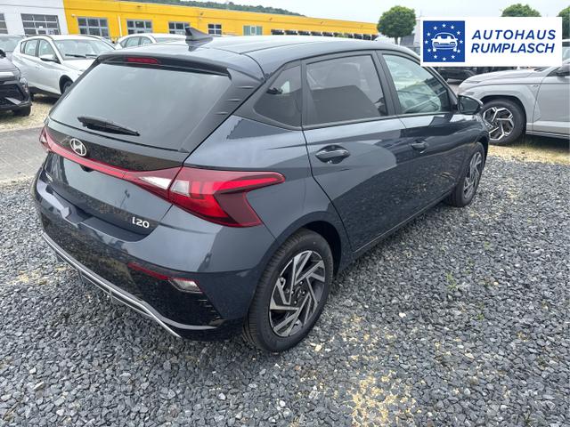 Hyundai / i20 / Grau / / / 