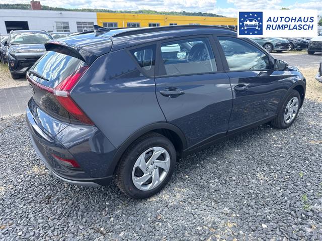 Hyundai / BAYON / Grau / / / 