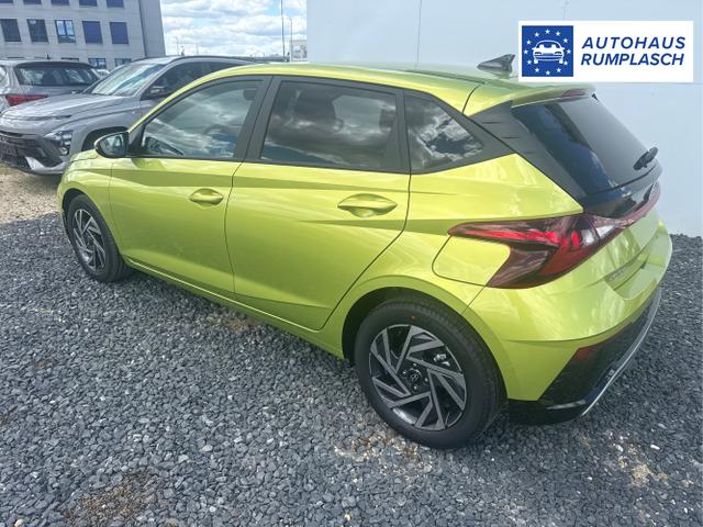 Hyundai / i20 / Grau / / / 