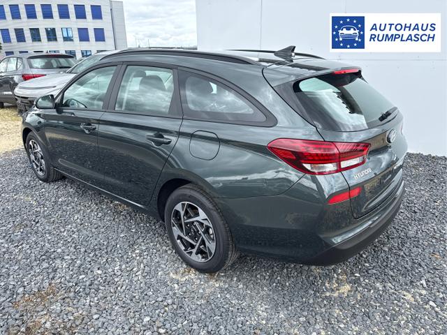 Hyundai / i30 / Grau / / / 