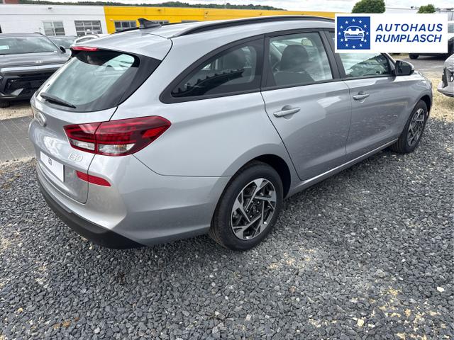 Hyundai / i30 / Grau / / / 