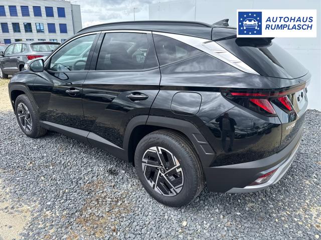 Hyundai / TUCSON / Grau / / / 