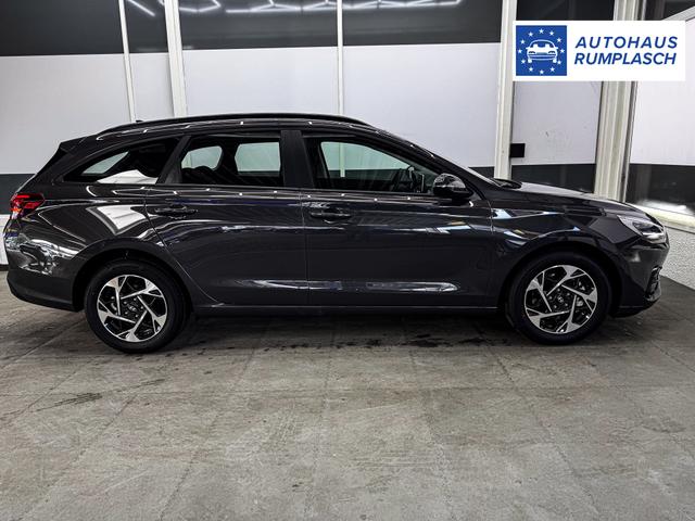 Hyundai i30 Kombi STYLE DCT NAVI WP ALU LED RFK PDC 