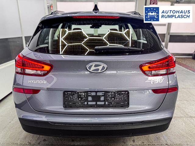 Hyundai i30 Kombi STYLE DCT NAVI RFK SHZ PDC ALU 