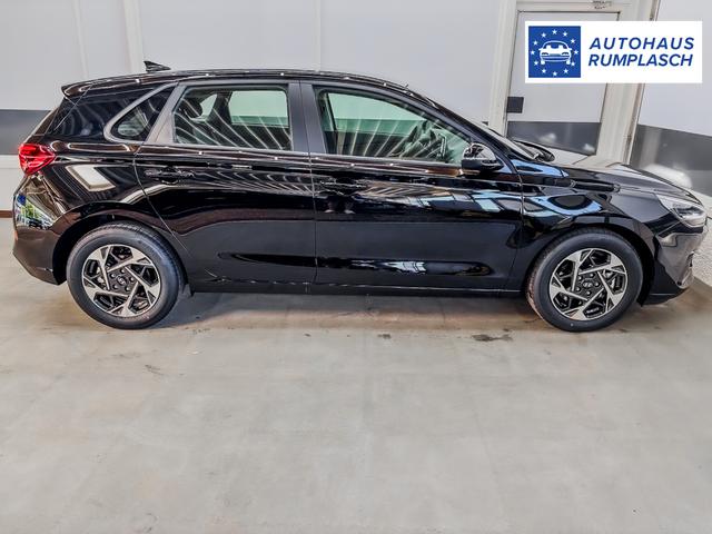 Hyundai i30 STYLE DCT ALU SHZ NAVI RFK PDC 