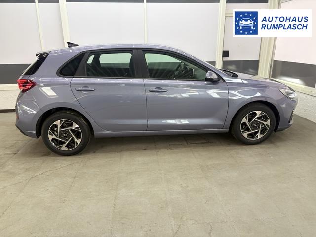 Hyundai i30 STYLE ALU SHZ NAVI RFK PDC 