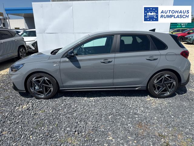 Hyundai / i30 / Grau / / / 