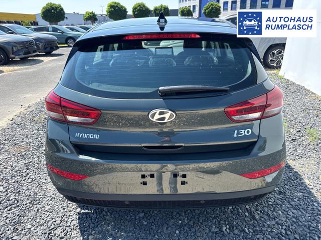 Hyundai / i30 / Grau / / / 