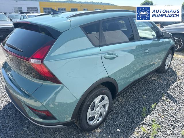 Hyundai / BAYON / Grau / / / 