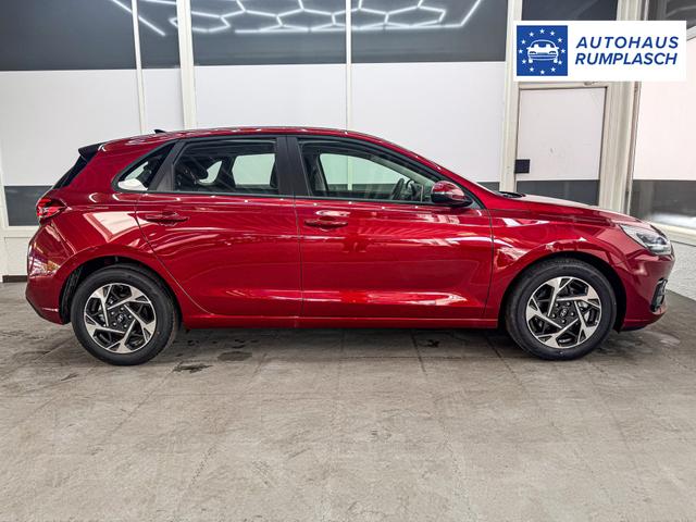 Hyundai i30 STYLE ALU SHZ NAVI RFK PDC 
