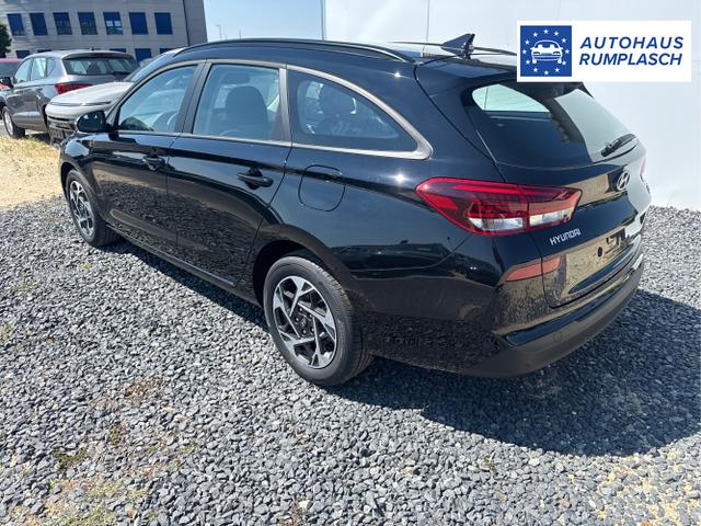 Hyundai / i30 / Grau / / / 