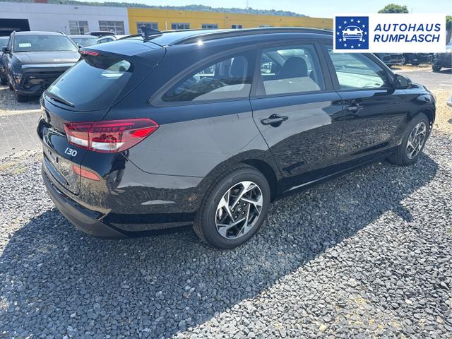 Hyundai / i30 / Grau / / / 