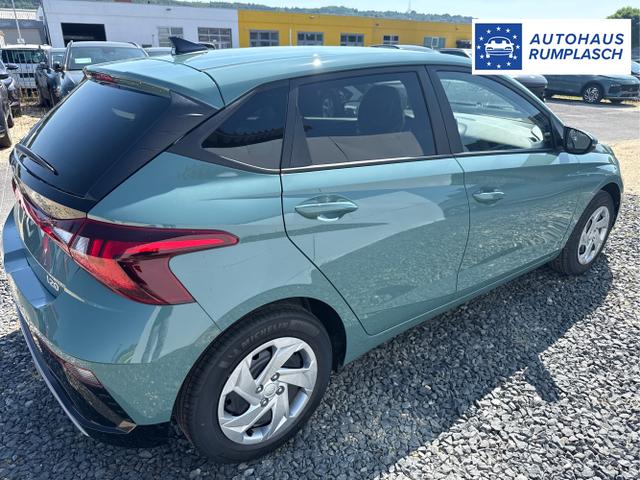 Hyundai / i20 / Grau / / / 