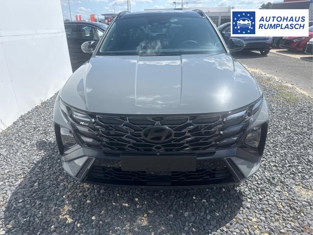 Hyundai / TUCSON / Grau / / / 