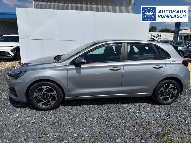 Hyundai / i30 / Grau / / / 