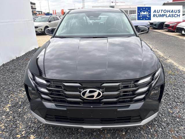 Hyundai / TUCSON / Grau / / / 