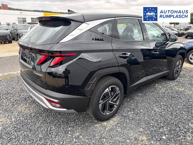 Hyundai / TUCSON / Grau / / / 