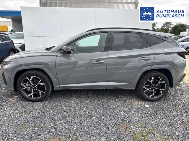 Hyundai / TUCSON / Grau / / / 
