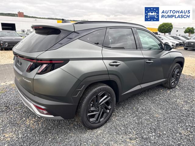 Hyundai / TUCSON / Grau / / / 