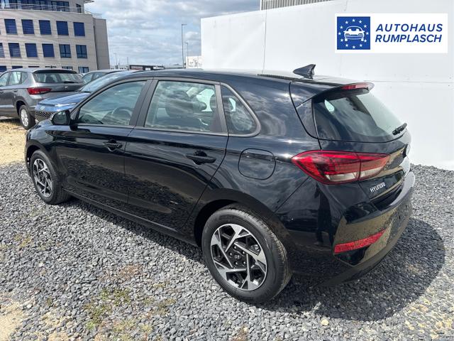 Hyundai / i30 / Grau / / / 