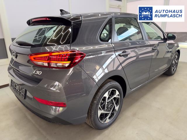 Hyundai i30 STYLE DCT ALU SHZ NAVI RFK PDC 