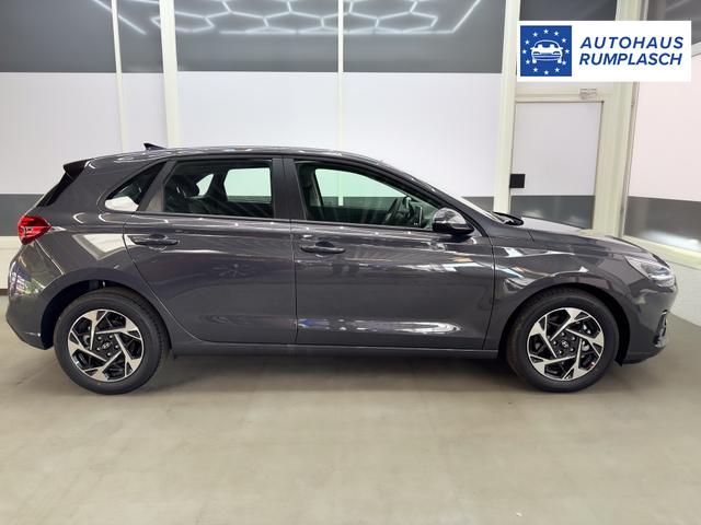 Hyundai i30 STYLE DCT ALU SHZ NAVI RFK PDC 