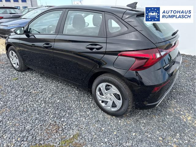 Hyundai / i20 / Grau / / / 
