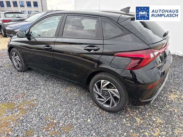 Hyundai / i20 / Grau / / / 