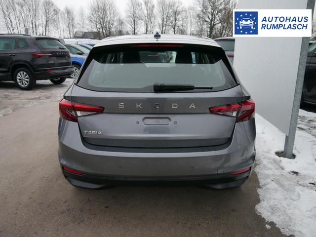 Skoda Fabia Selection 1.0 TSI DSG*NAVI-&Uuml;BER-SMARTLINK*LED*PDC-HI*SHZ*DAB*KLIMA 