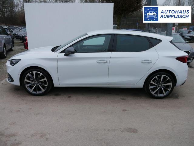 Seat Leon FR 2.0 TDI DSG*RFK*NAVI*TEMPOMAT*TRAVEL ASSIST* FULL LINK* KEYLESS-GO* 