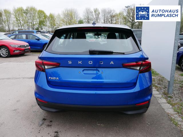 Skoda Fabia Selection 1.0 TSI DSG*NAVI-&Uuml;BER-SMARTLINK*LED*PDC-HI*SHZ*DAB*KLIMA 