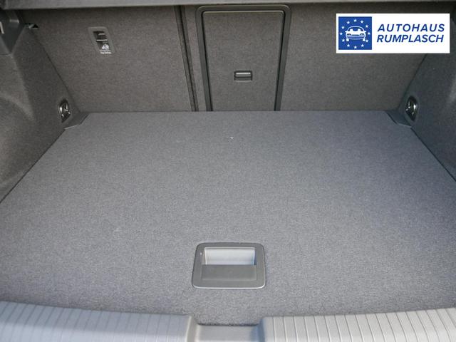 Volkswagen T-Roc Style 1,5 TSI DSG*AHK*ACC*MATRIX-LED*SHZ*PDC*KAMERA*TEMPOMAT*19-ZOLL 