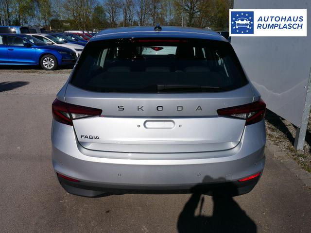 Skoda Fabia Selection 1.0 TSI *LED*PDC-HI*SMARTLINK*SHZ*BLUETOOTH*FRONT-ASSIST 