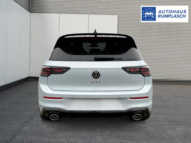 Volkswagen / Golf / / / / , Beispielbilder, ggf. teilweise mit Sonderausstattung