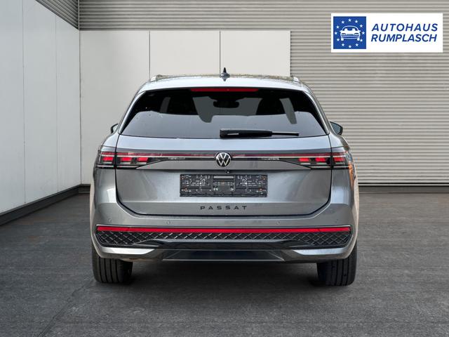 Volkswagen / Passat Variant / Grau / / / 4WD+AHK+PANO+HARMAN+19+BLACK STYLE