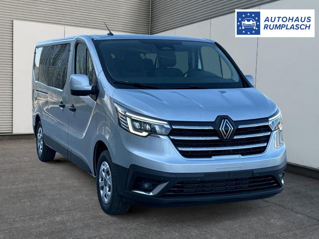 Renault / Trafic / / / / 
