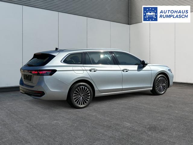 Volkswagen / Passat Variant / / / / DSG+NAVI+MATRIX+MASSAGE+ACC+KAMERA