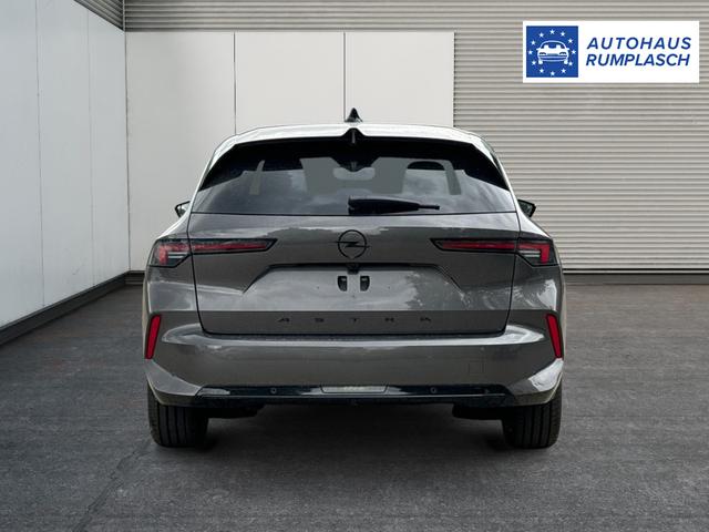 Opel / Astra Sports Tourer / / / / 