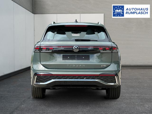 Volkswagen / Tiguan / Grün / / / DSG+AHK+HUD+NAVI+MATRIX+EL. HECK.+20 ALU