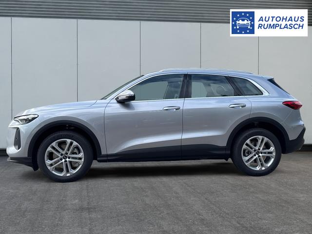 Audi / Q5 / Silber / / / AHK+NAVI+LED+SHZ+PDC